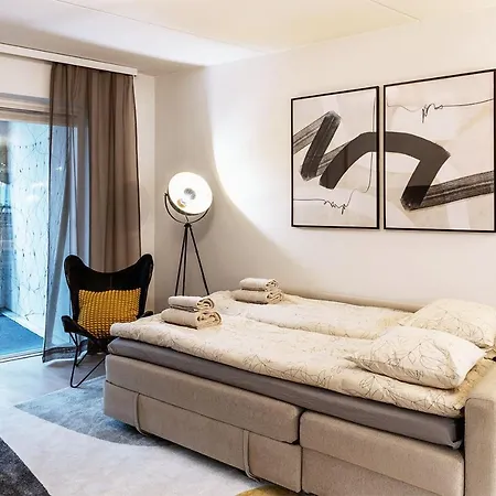 Stylish Scandinavian - Sauna, Harbor & Free Parking