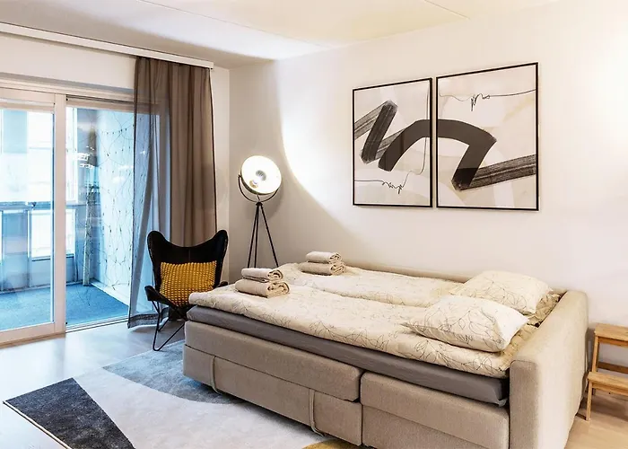 Stylish Scandinavian - Sauna, Harbor & Free Parking