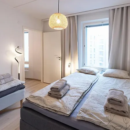 Stylish Scandinavian - Sauna, Harbor & Free Parking